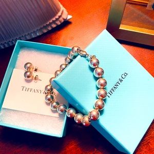 Tiffany&Co 🤩Hardware Ball Earrings ⭐️